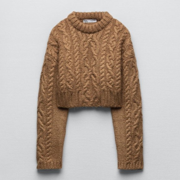 Chunky Cable Knit Crop Sweater - Picture 1 of 5